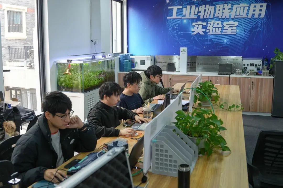 BWIN官方平台智能制造工程师打造工厂“最强大脑”(图2)